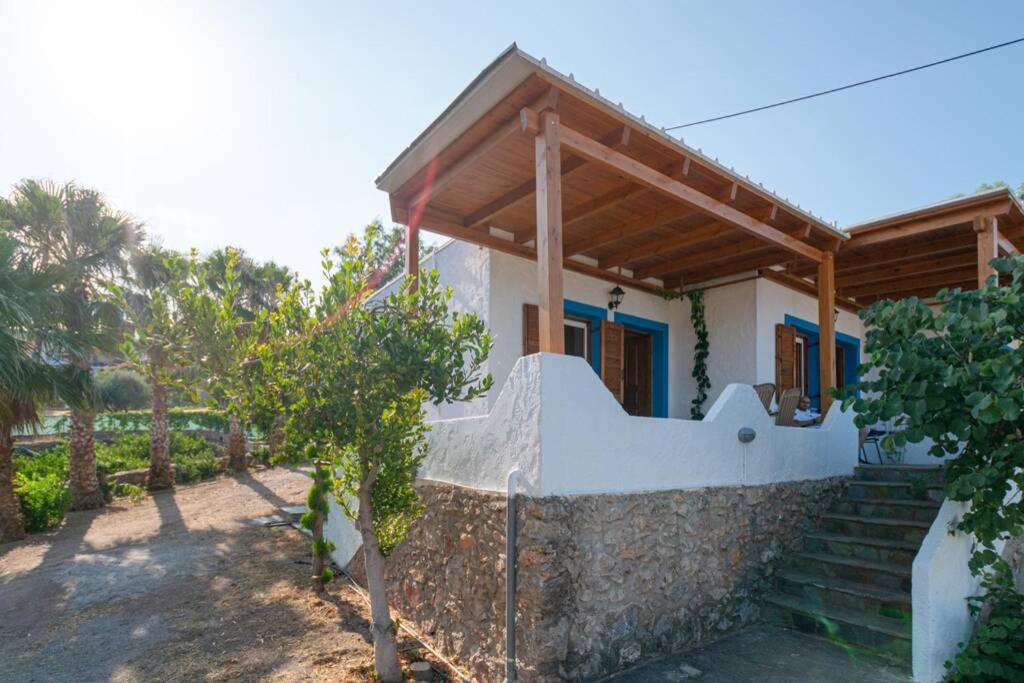 Georgia'S Studio Zekros Exterior photo